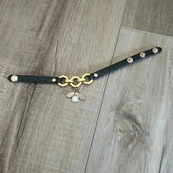 Leather bee bracelet belt new - Picture 3 of 8